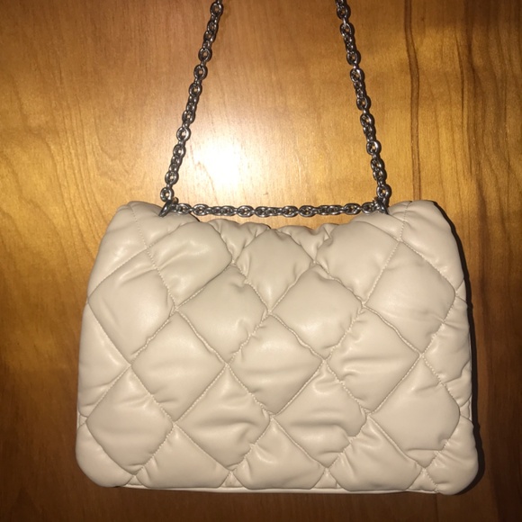 Cream colored quilted puffer H&M bag purse - Picture 2 of 5